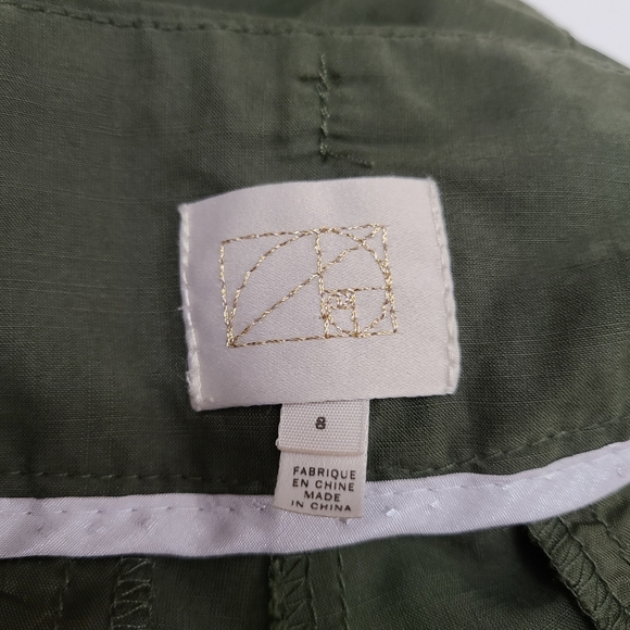 Anthropologie green trousers.  Size 8. - Picture 5 of 5